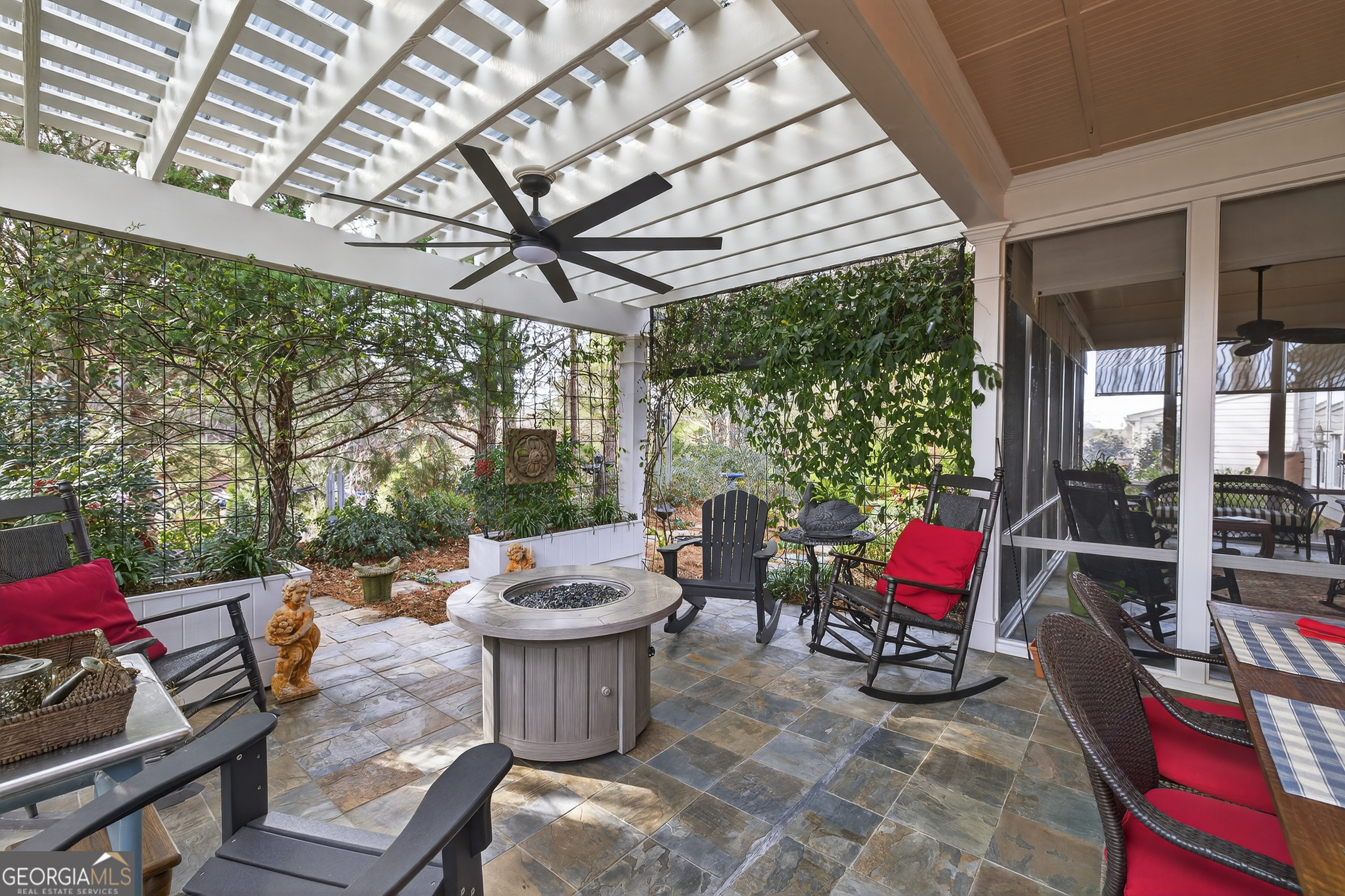 1050 Dockside Place Greensboro GA 30642