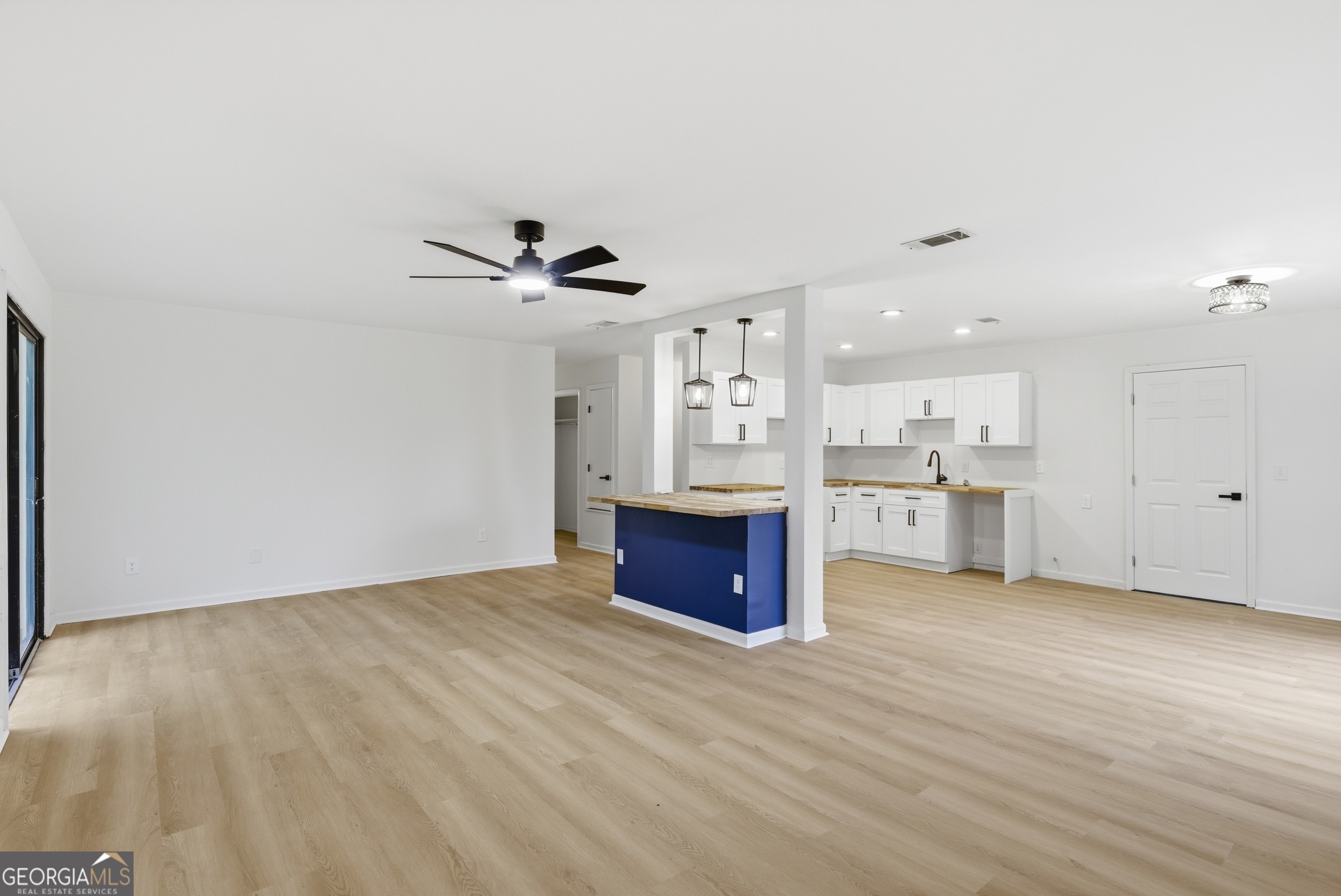 26 Douglas Court Bloomingdale GA 31302