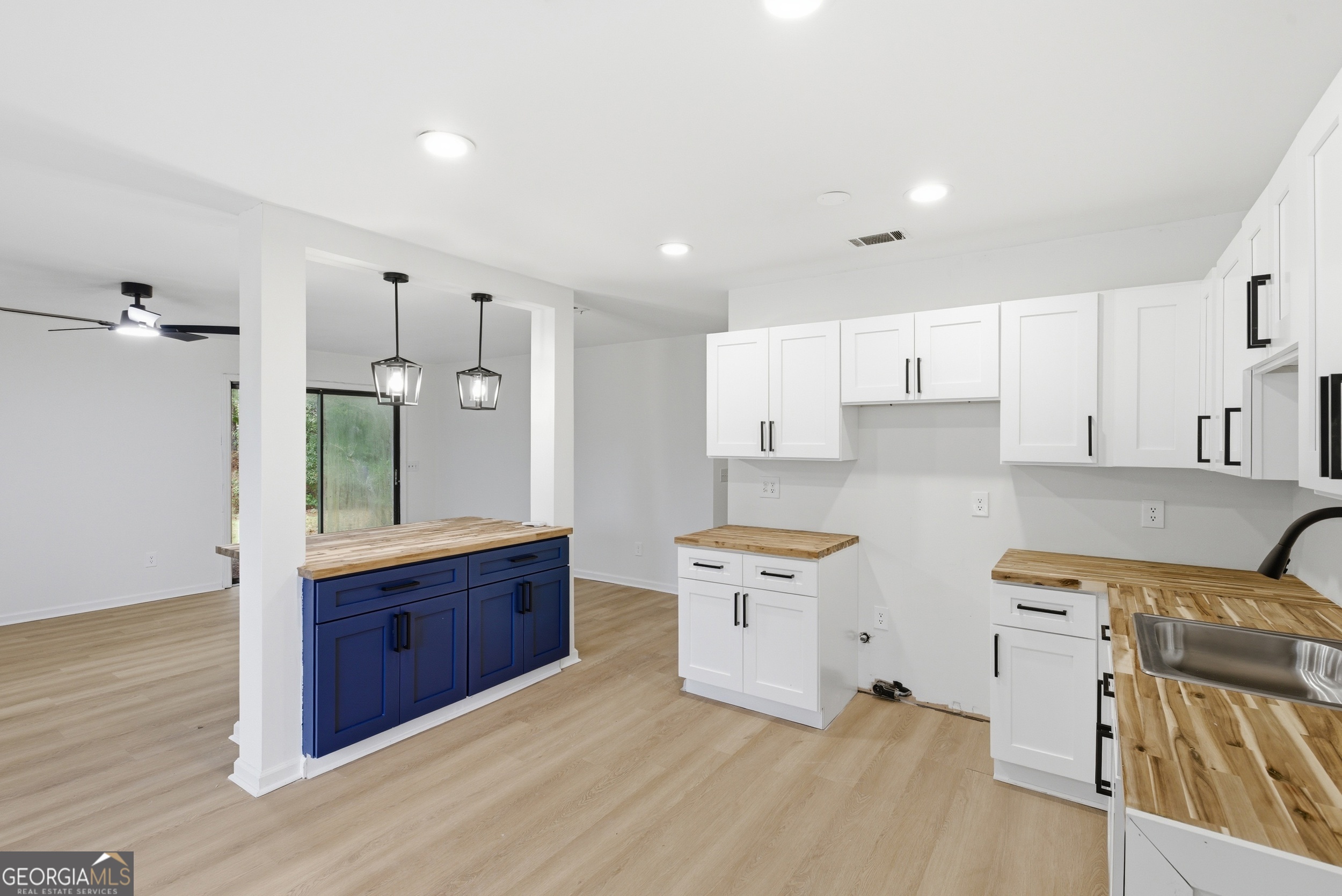 26 Douglas Court Bloomingdale GA 31302