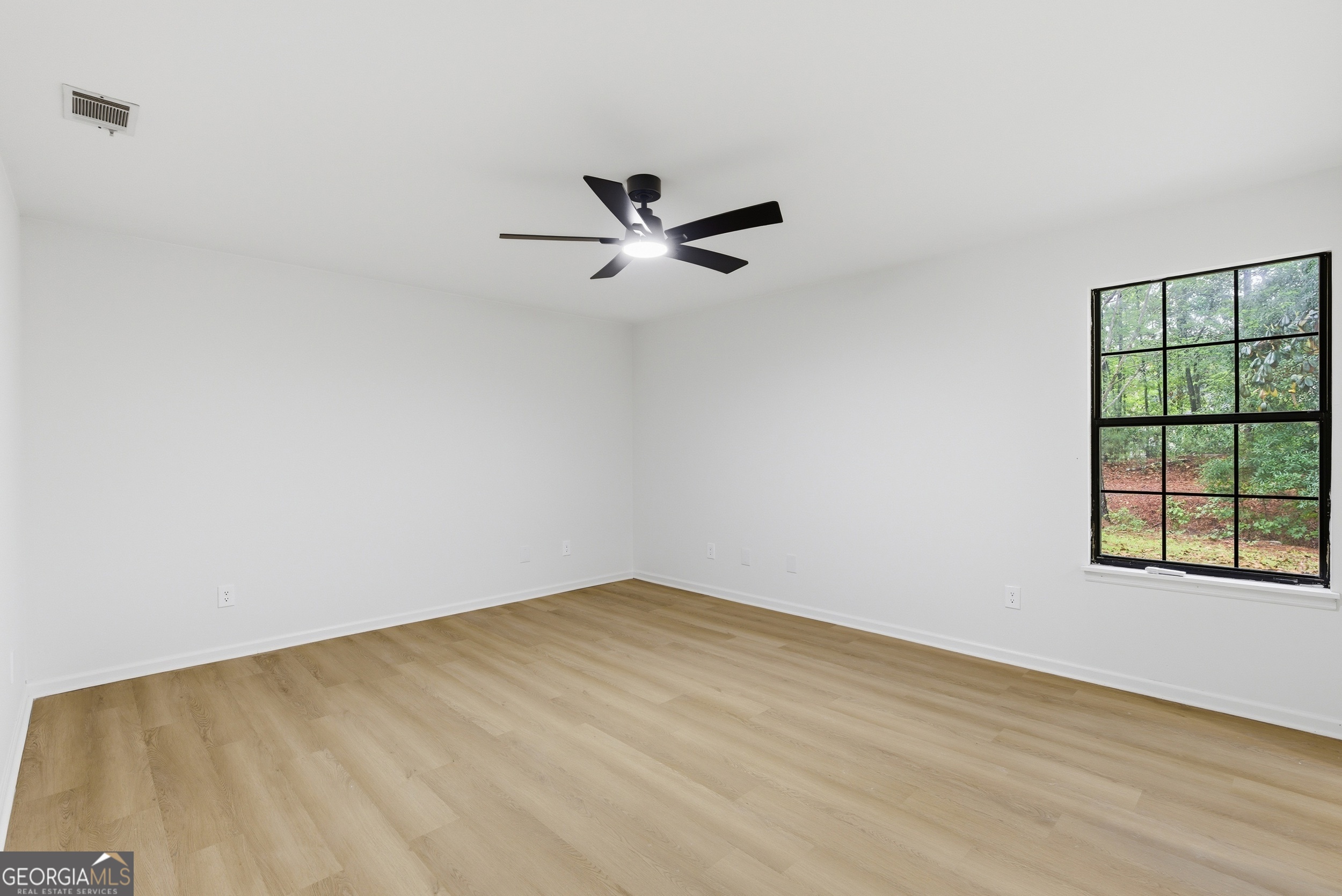 26 Douglas Court Bloomingdale GA 31302