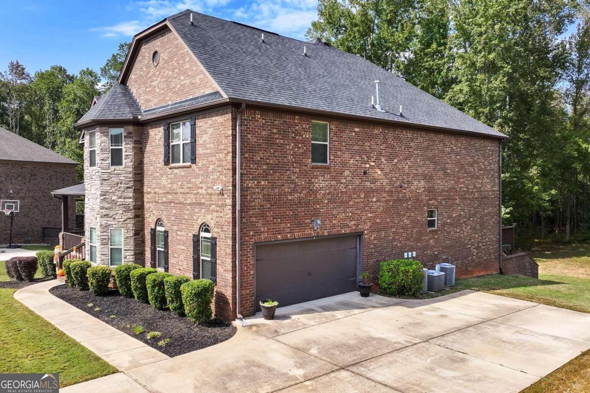 2214 Golden Eagle Drive Locust Grove GA 30248