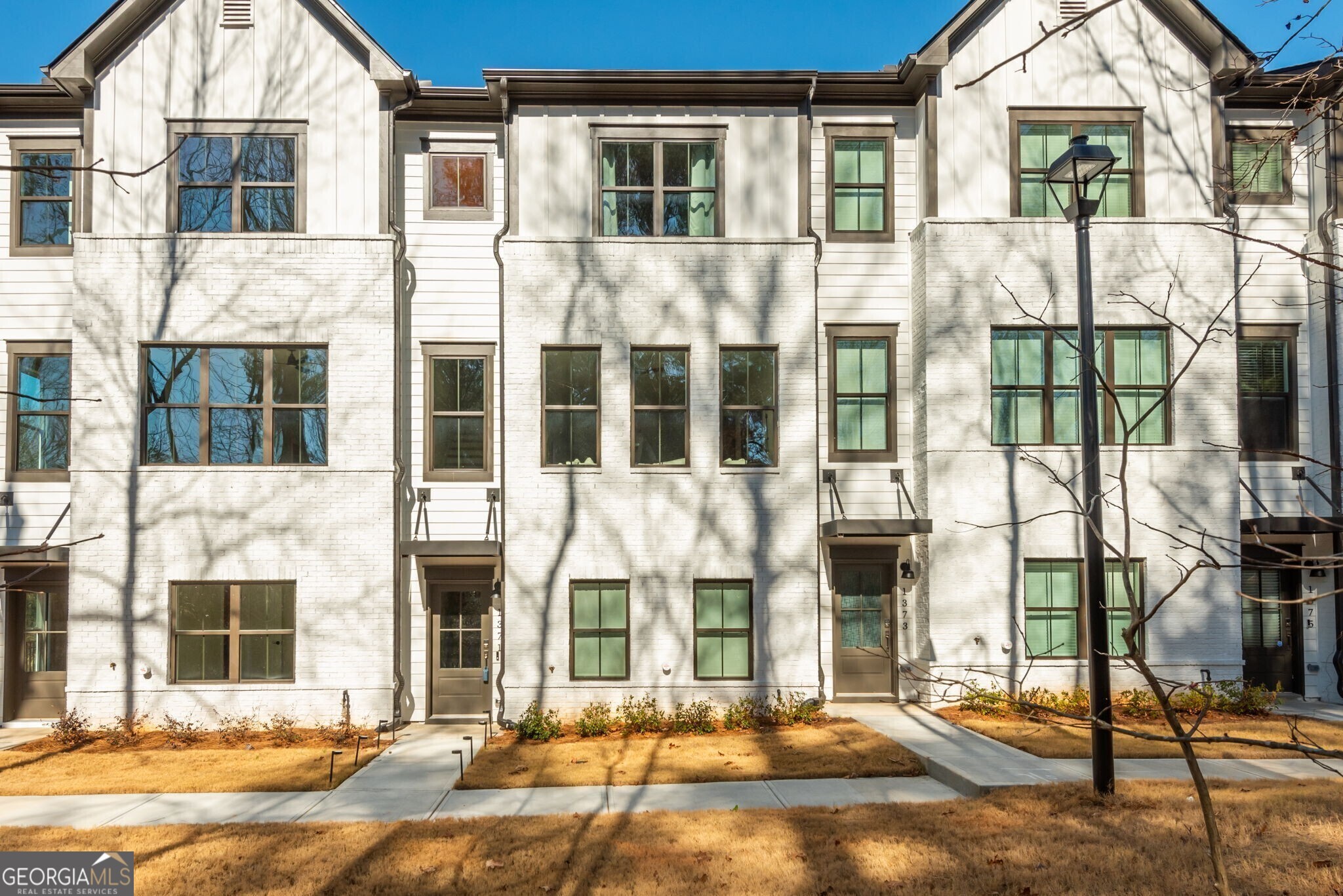 1371 Walking Way Atlanta GA 30316