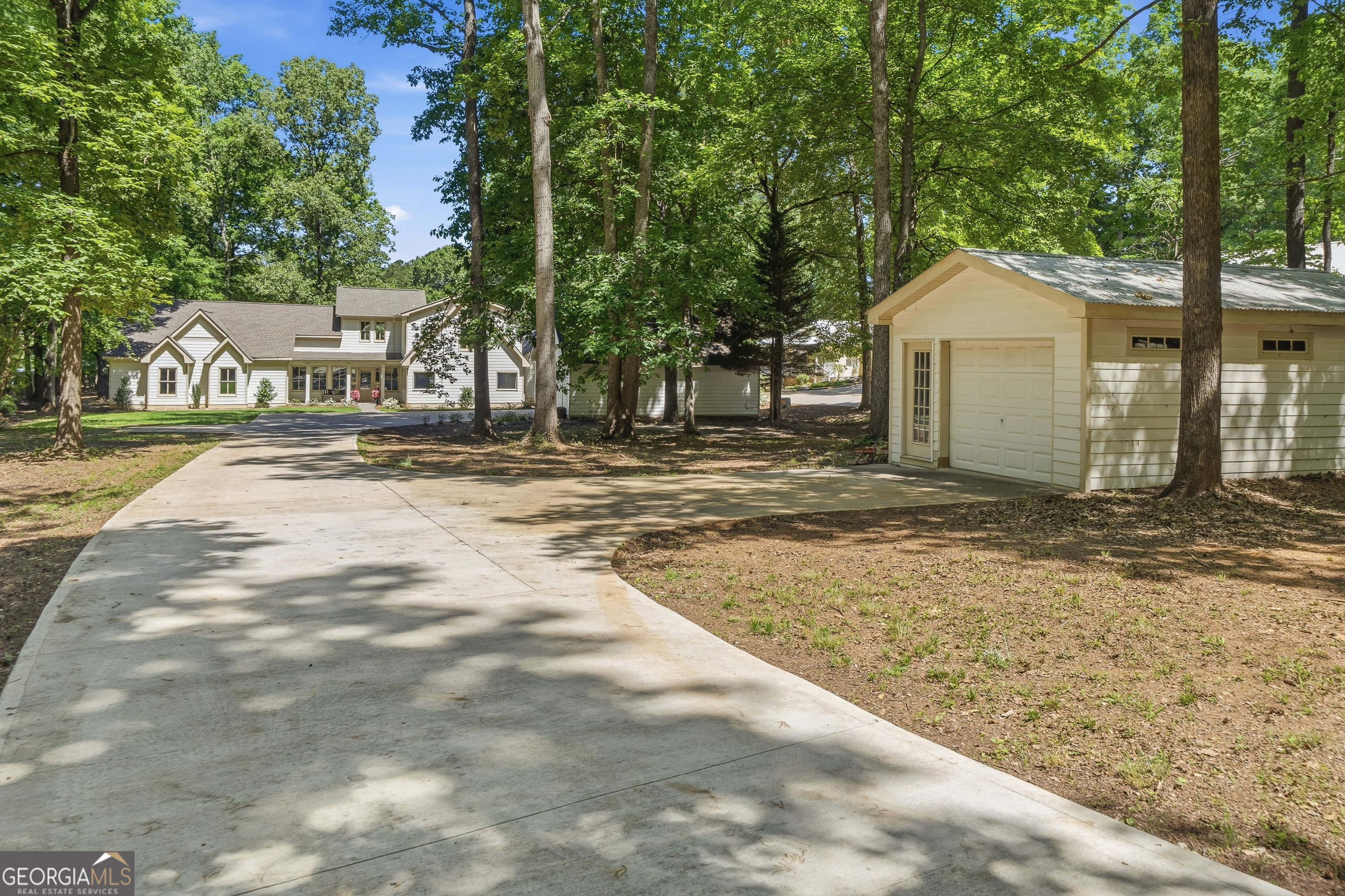 136 N Hidden Lake Drive Eatonton GA 31024