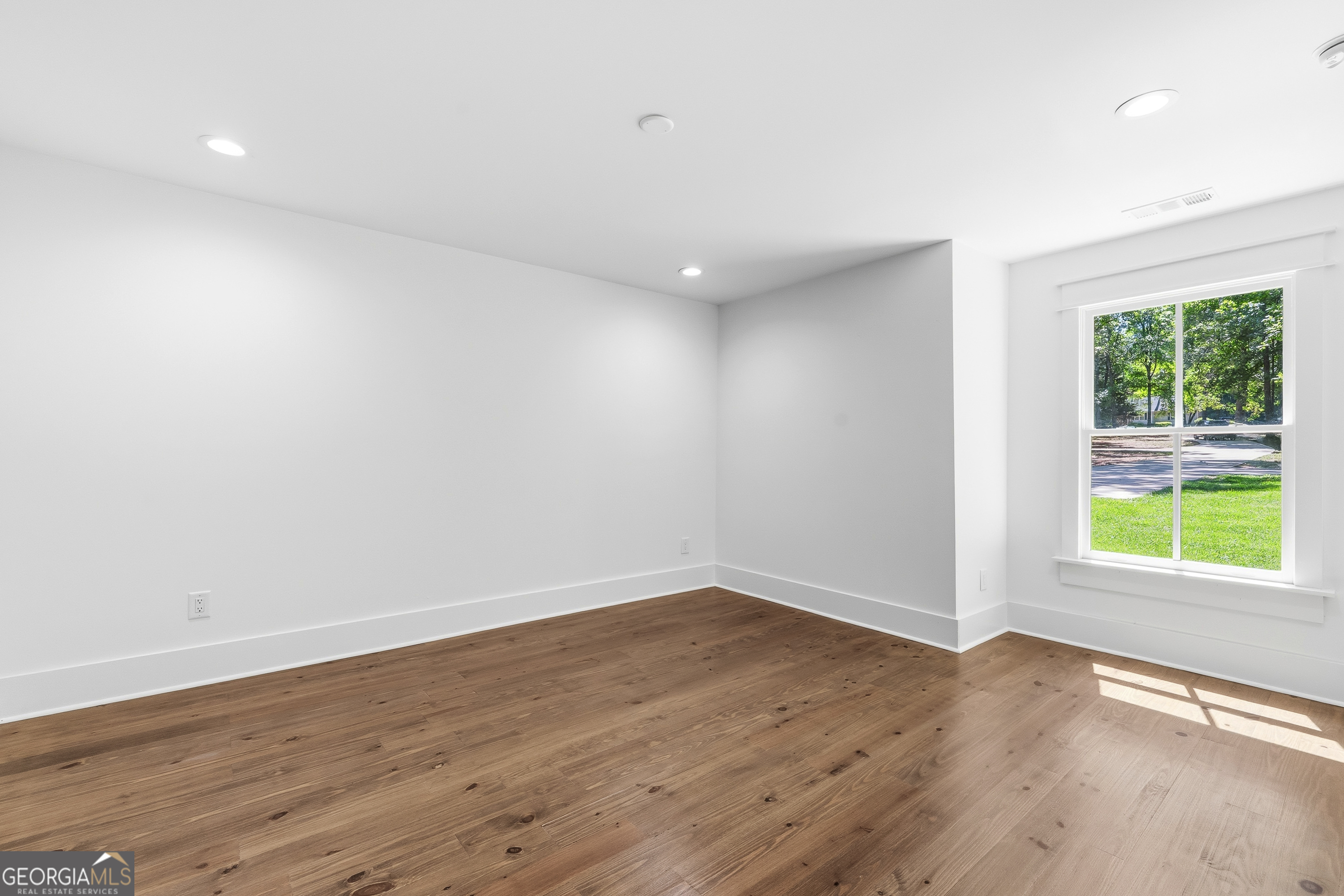 136 N Hidden Lake Drive Eatonton GA 31024