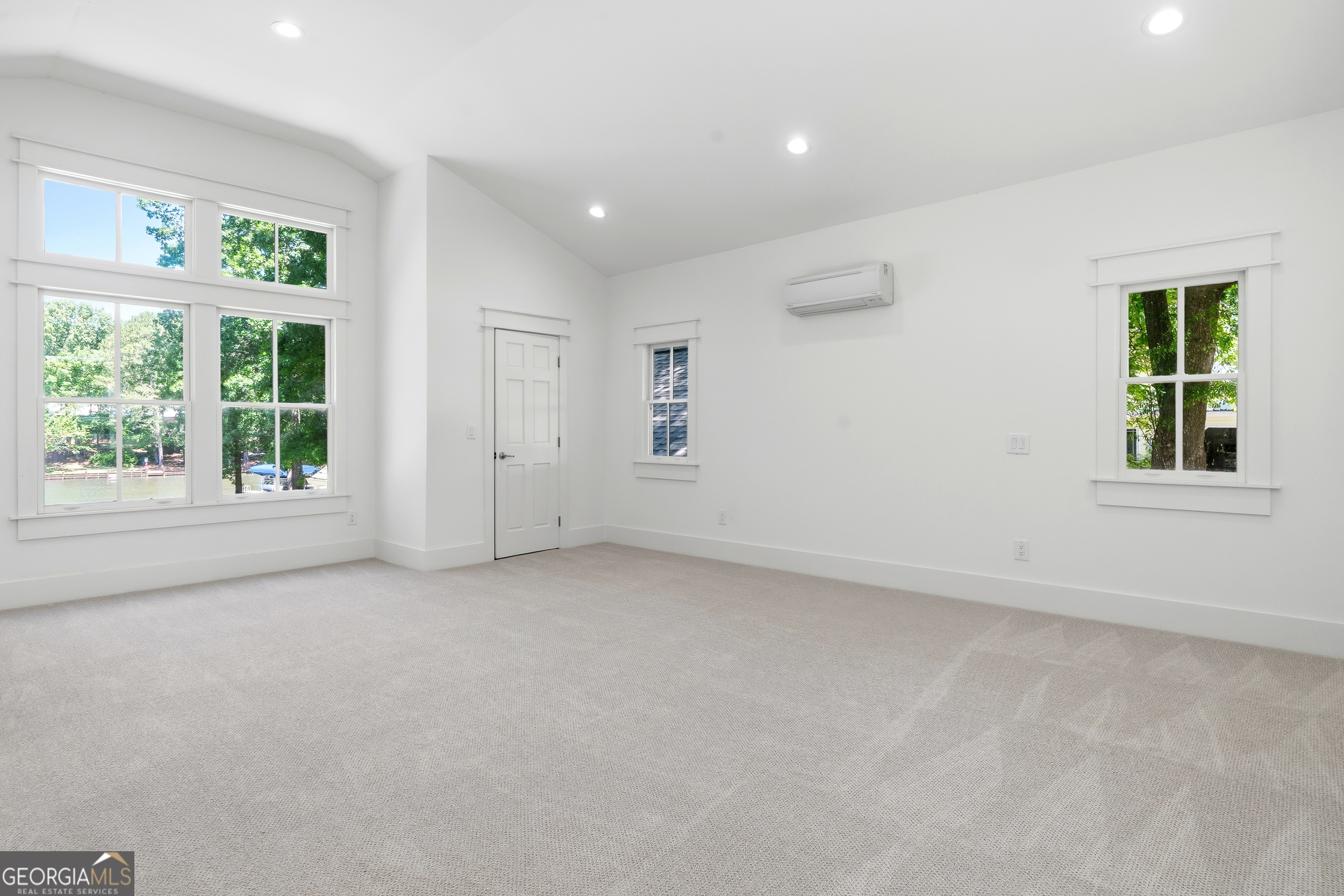 136 N Hidden Lake Drive Eatonton GA 31024