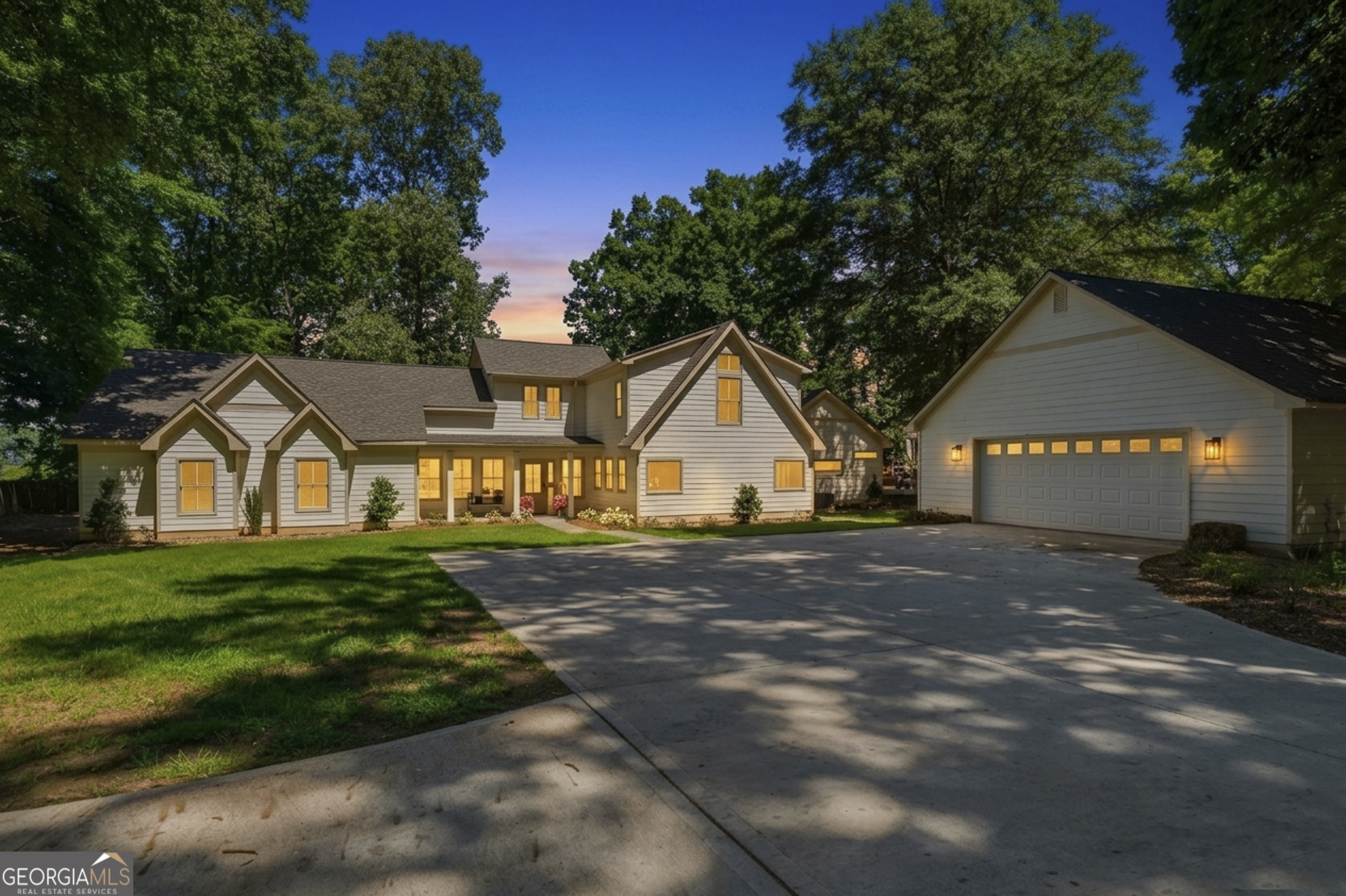136 N Hidden Lake Drive Eatonton GA 31024