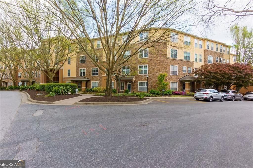10 Perimeter Summit Boulevard Brookhaven GA 30319
