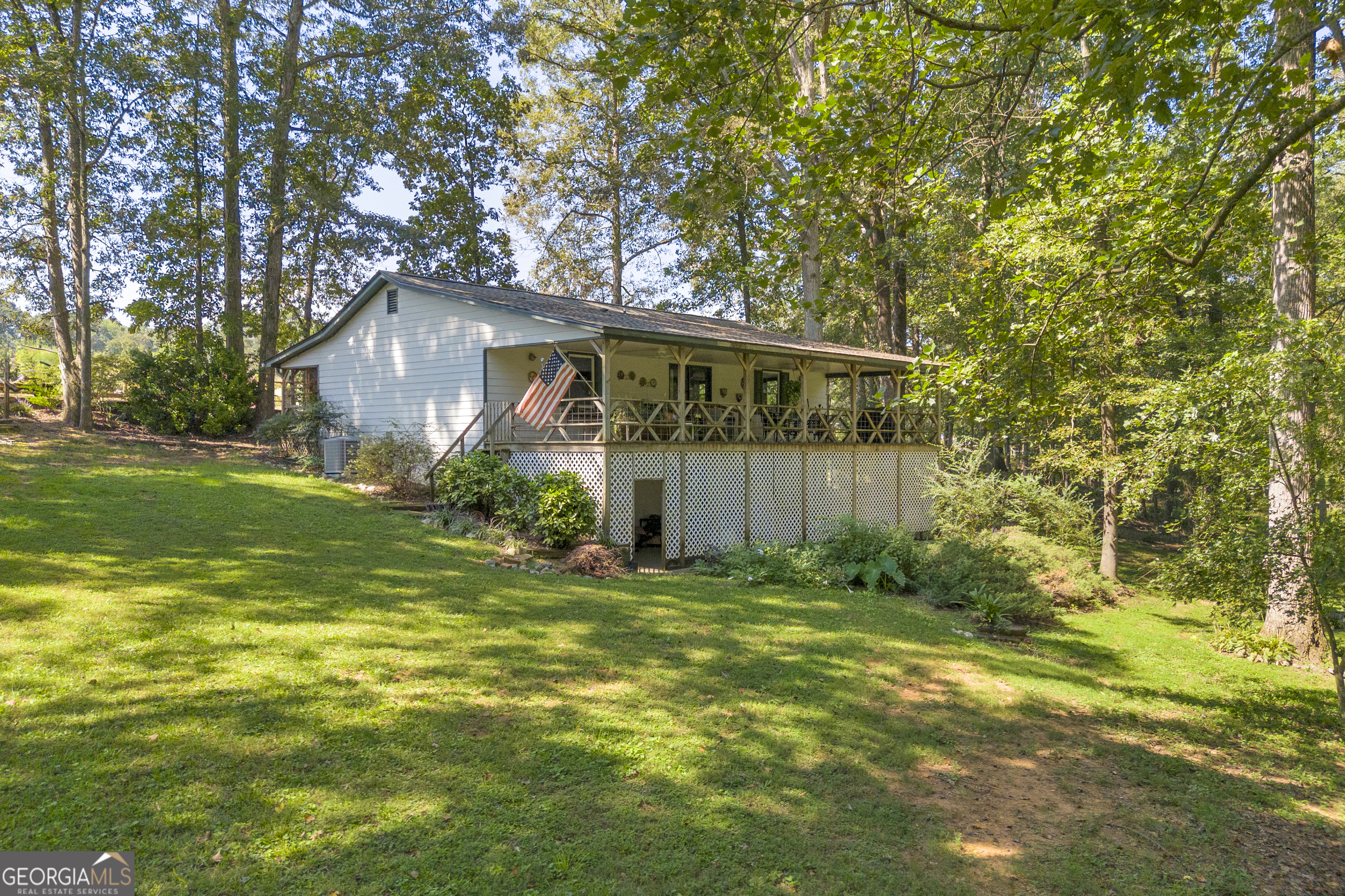 197 Joan Smith Road Hull GA 30646