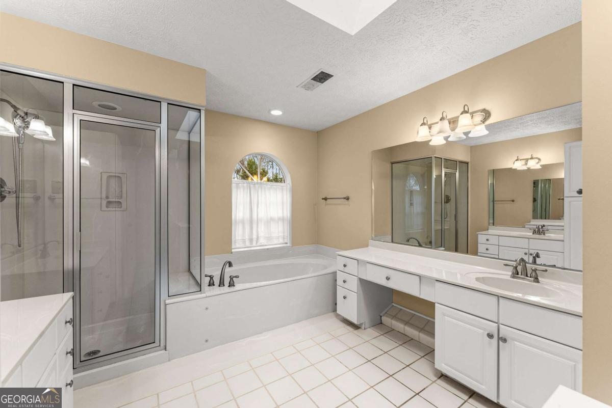 9260 Bayhill Drive Gainesville GA 30506