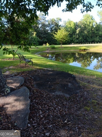 531 Grant Road Brooks GA 30205