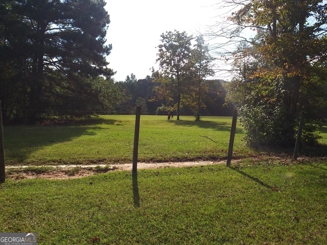 531 Grant Road Brooks GA 30205