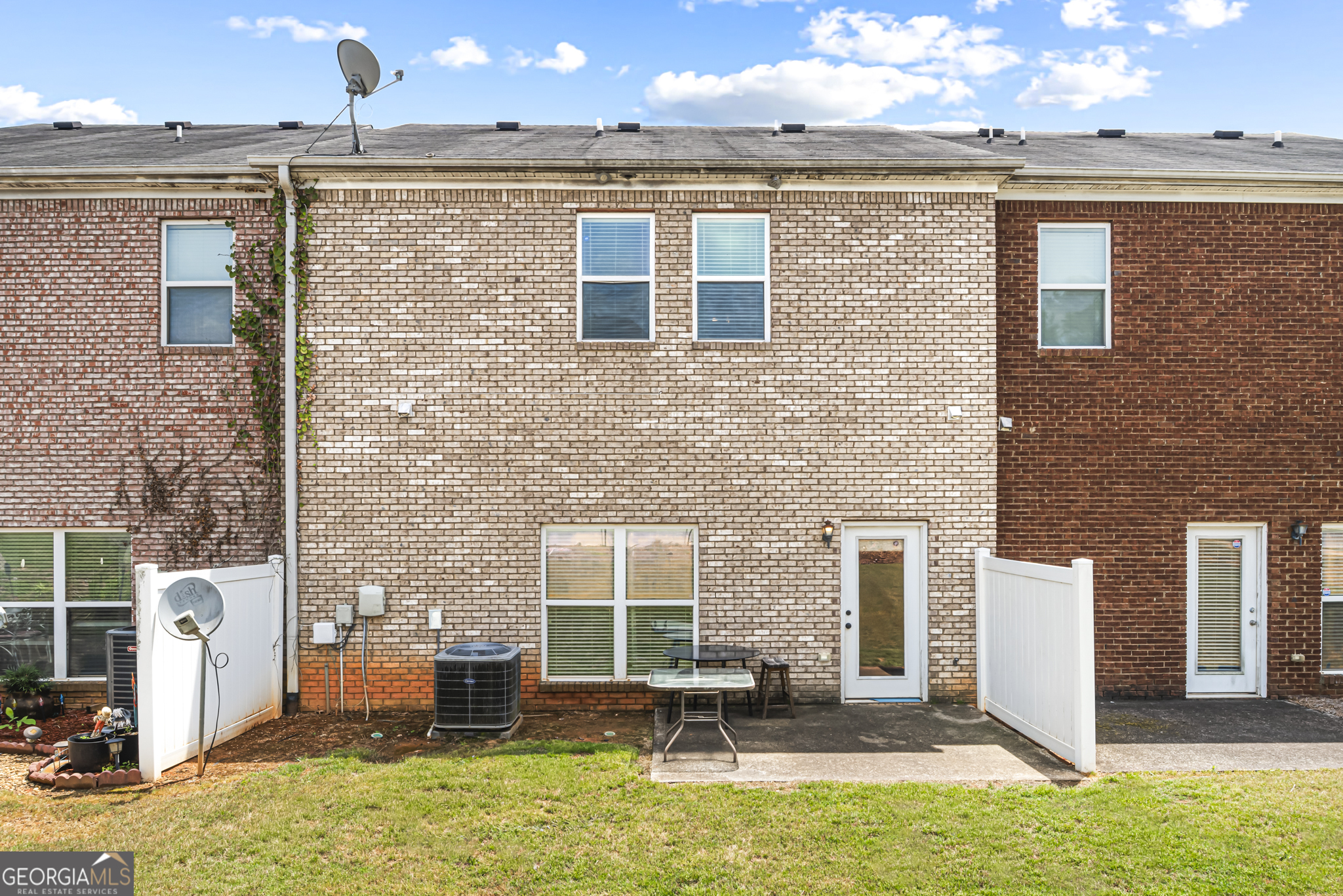 234 Greenview Lane Lawrenceville GA 30046