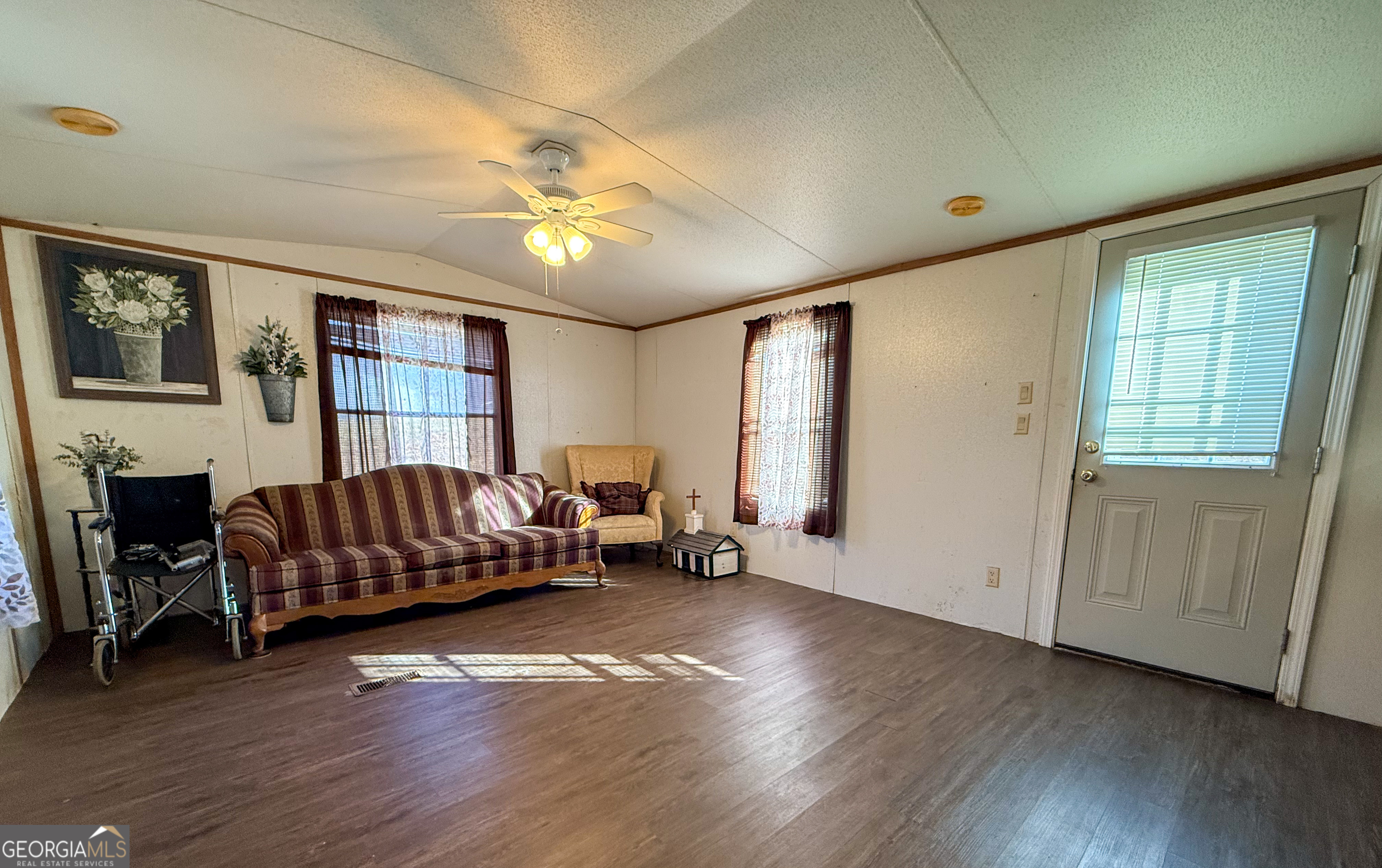1177 Twin River Orchard Road Demorest GA 30535