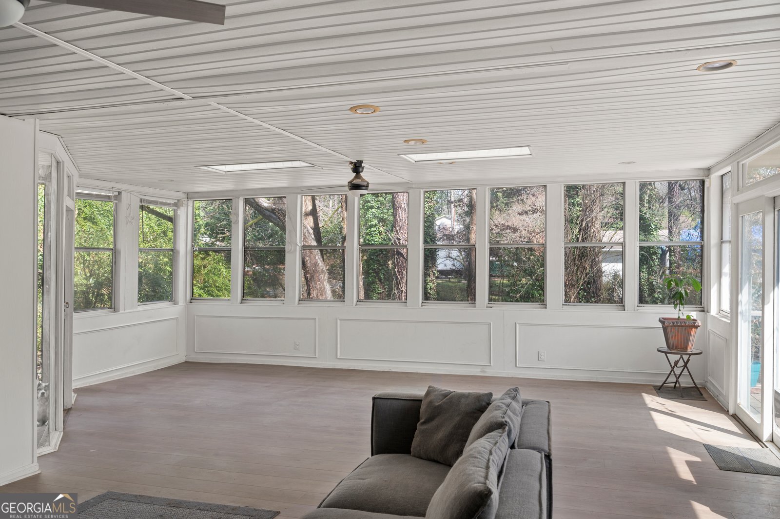 4857 Cambridge Drive Atlanta GA 30338