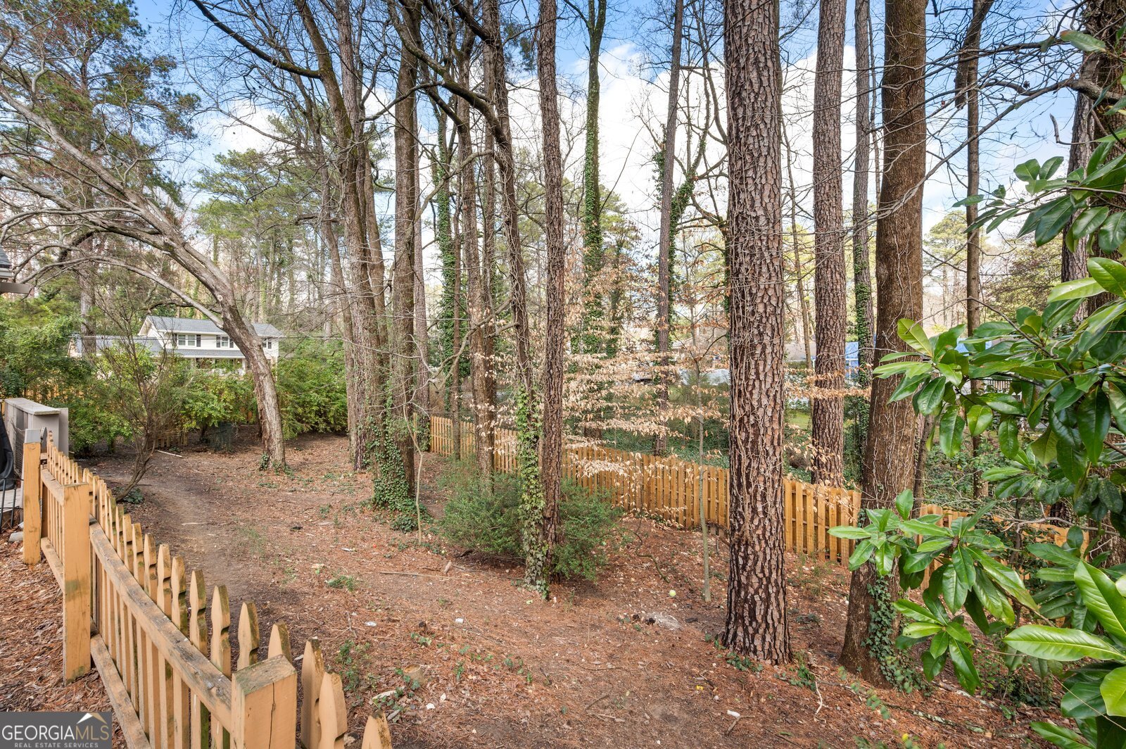 4857 Cambridge Drive Atlanta GA 30338