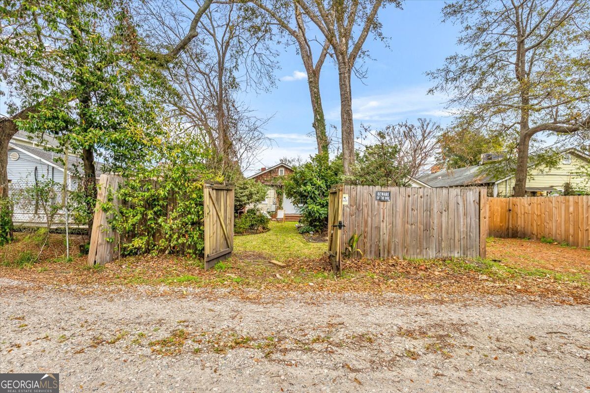 531 E 31st Street Savannah GA 31401