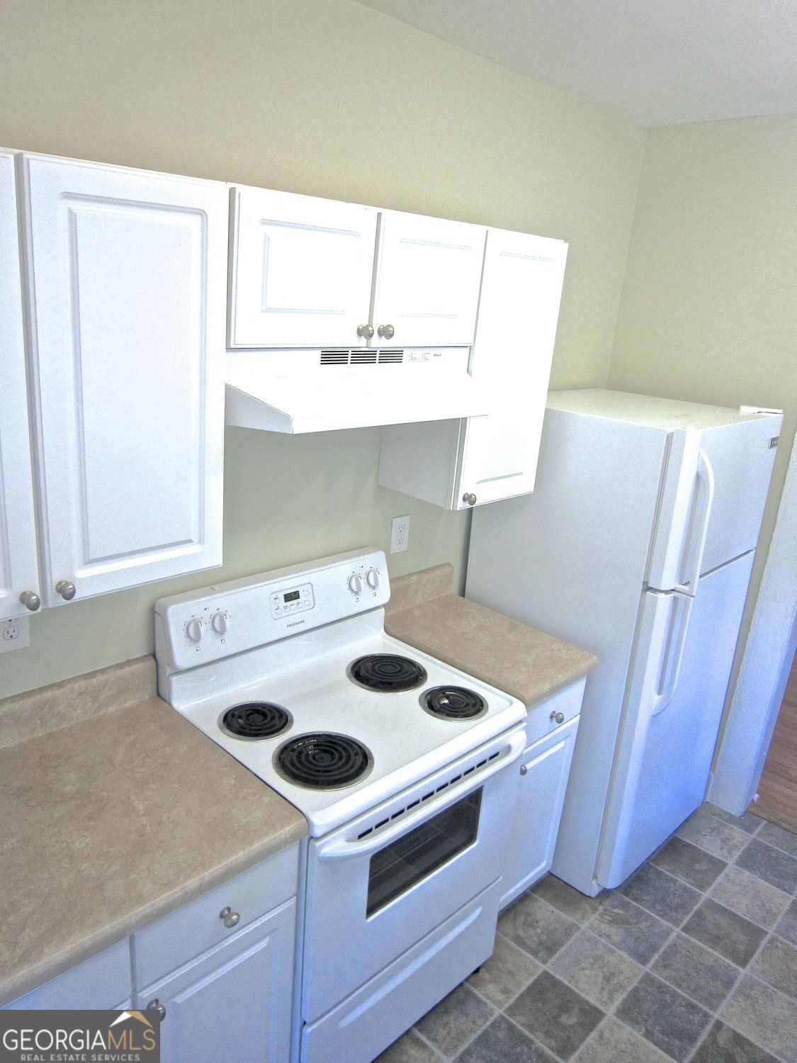 734 Mcdonough Boulevard SE Atlanta GA 30315