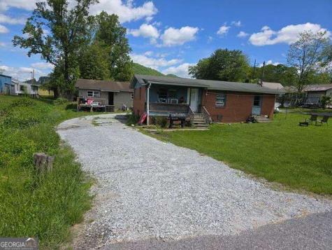 37 Erwin Street Clayton GA 30525