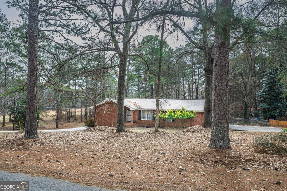 80 Stagecoach Circle Stockbridge GA 30281