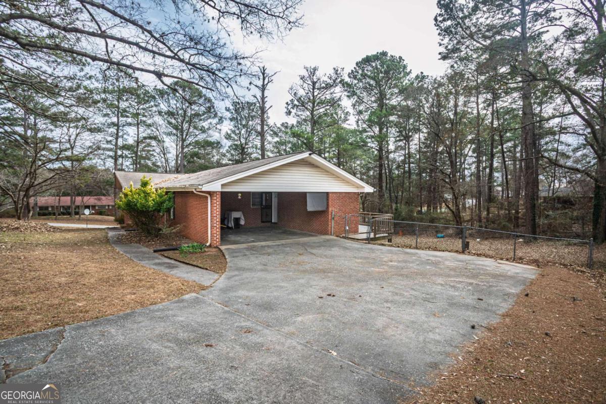 80 Stagecoach Circle Stockbridge GA 30281