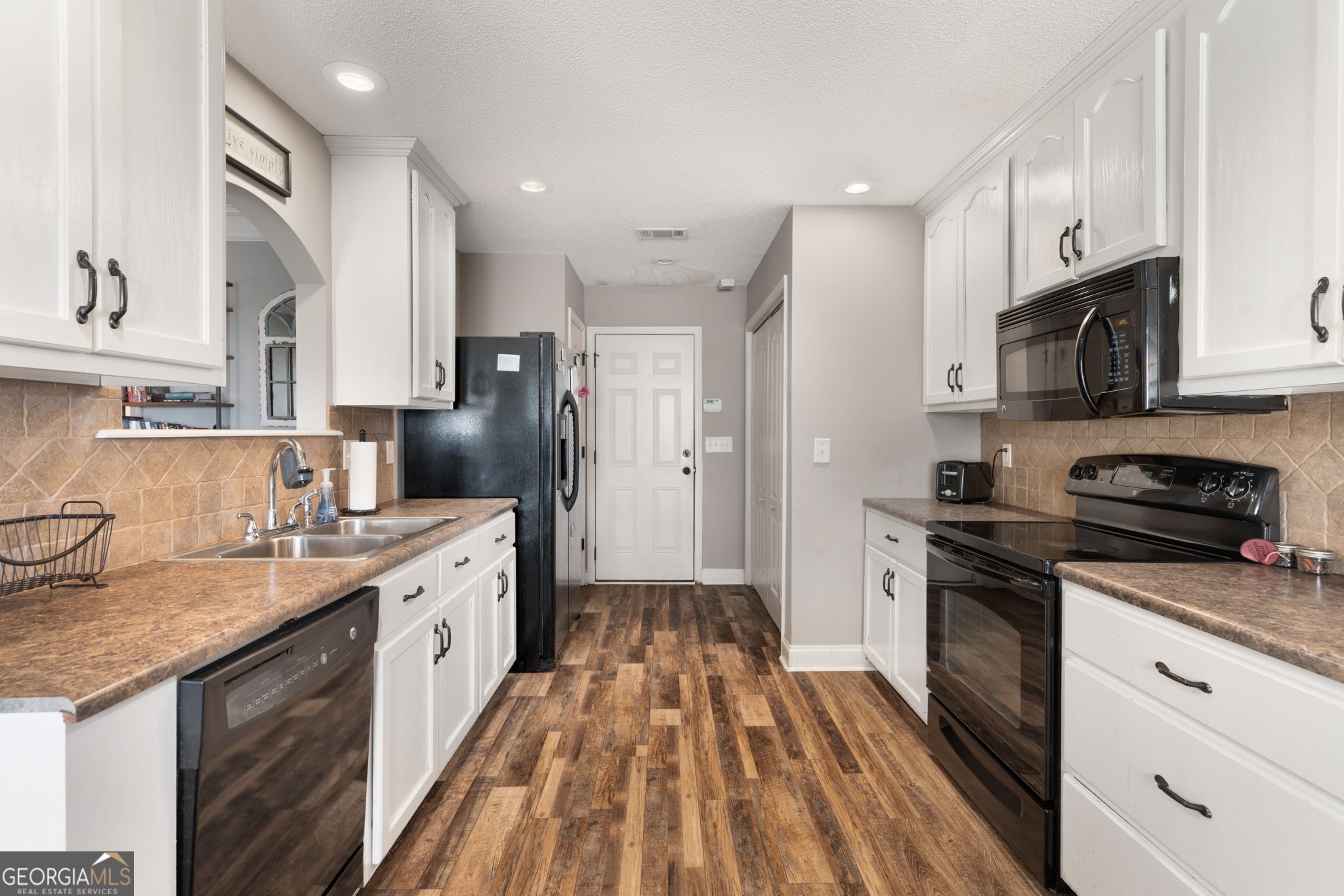602 Wooden Eagle Trail Kathleen GA 31047