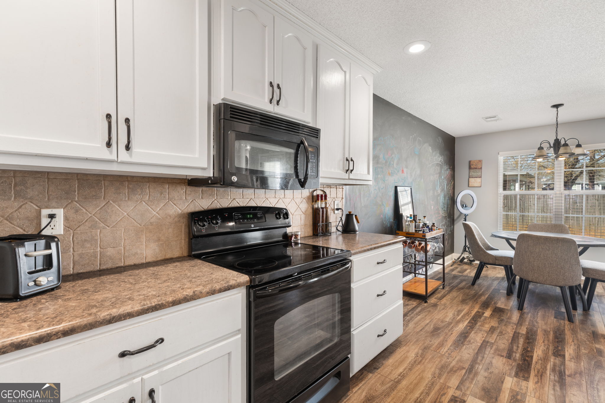602 Wooden Eagle Trail Kathleen GA 31047