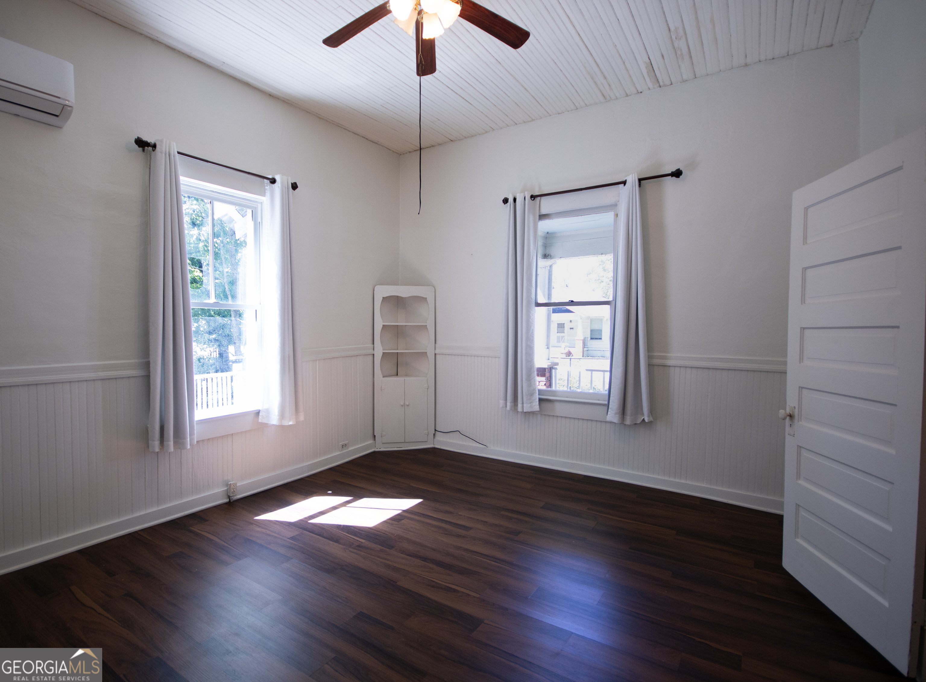 285 E Main Street Forsyth GA 31029