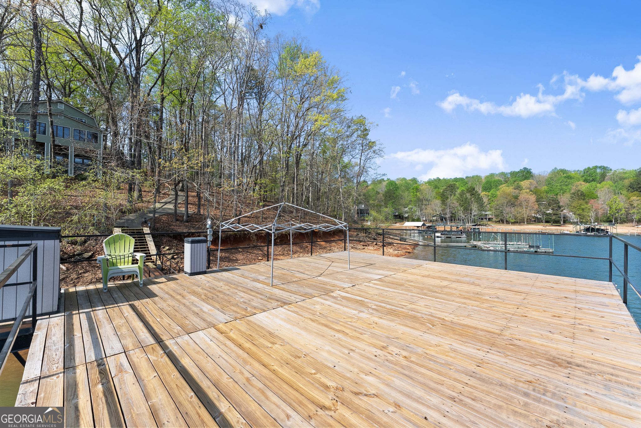 103 Tugalo Point Lavonia GA 30553