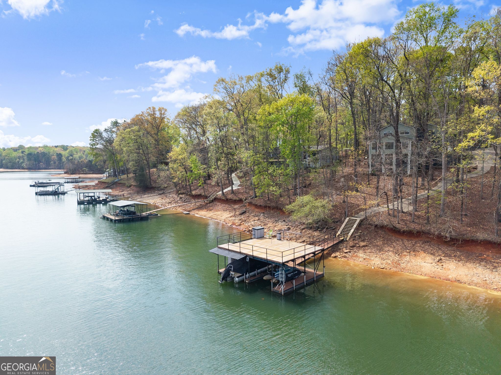 103 Tugalo Point Lavonia GA 30553