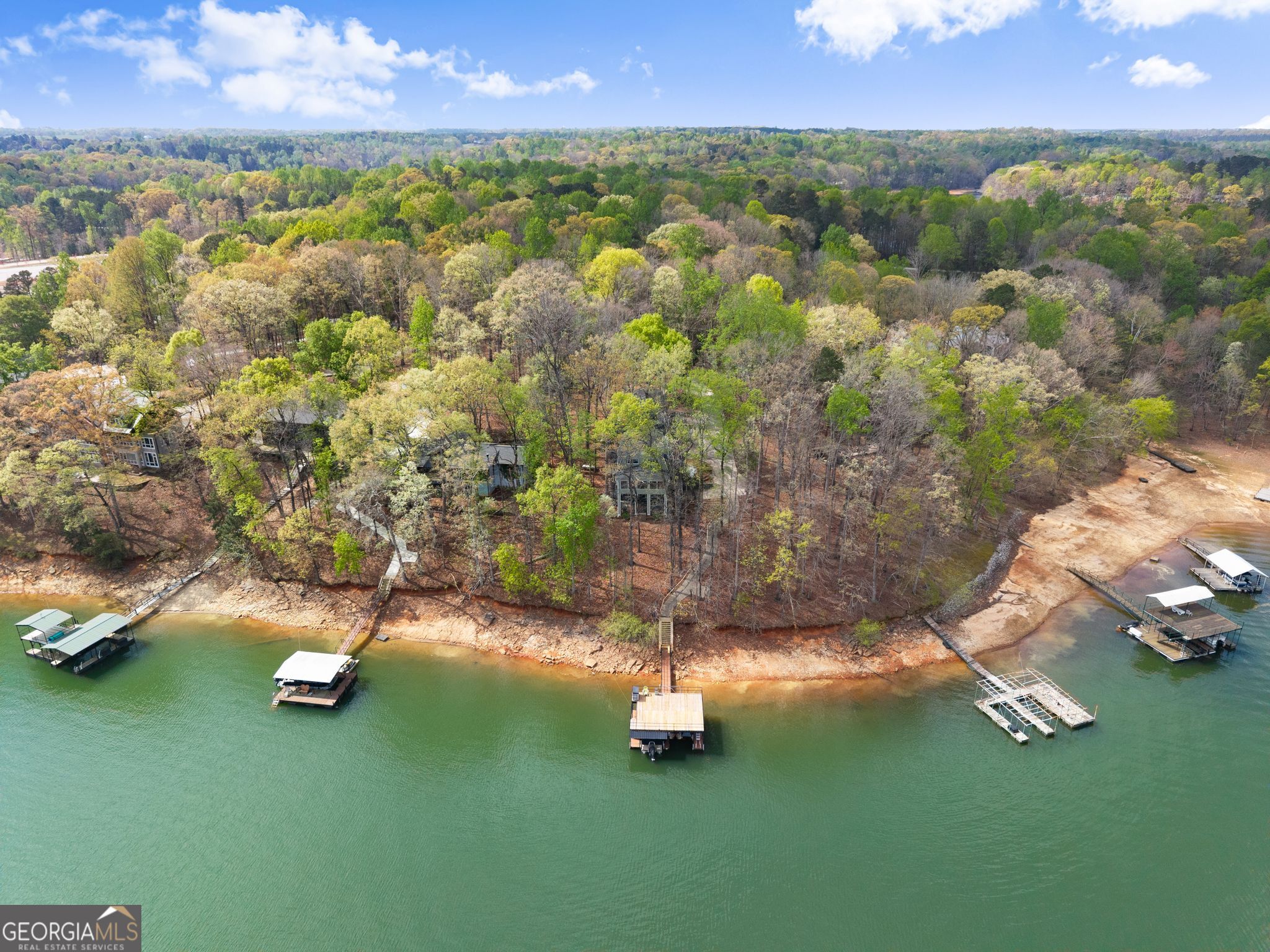103 Tugalo Point Lavonia GA 30553