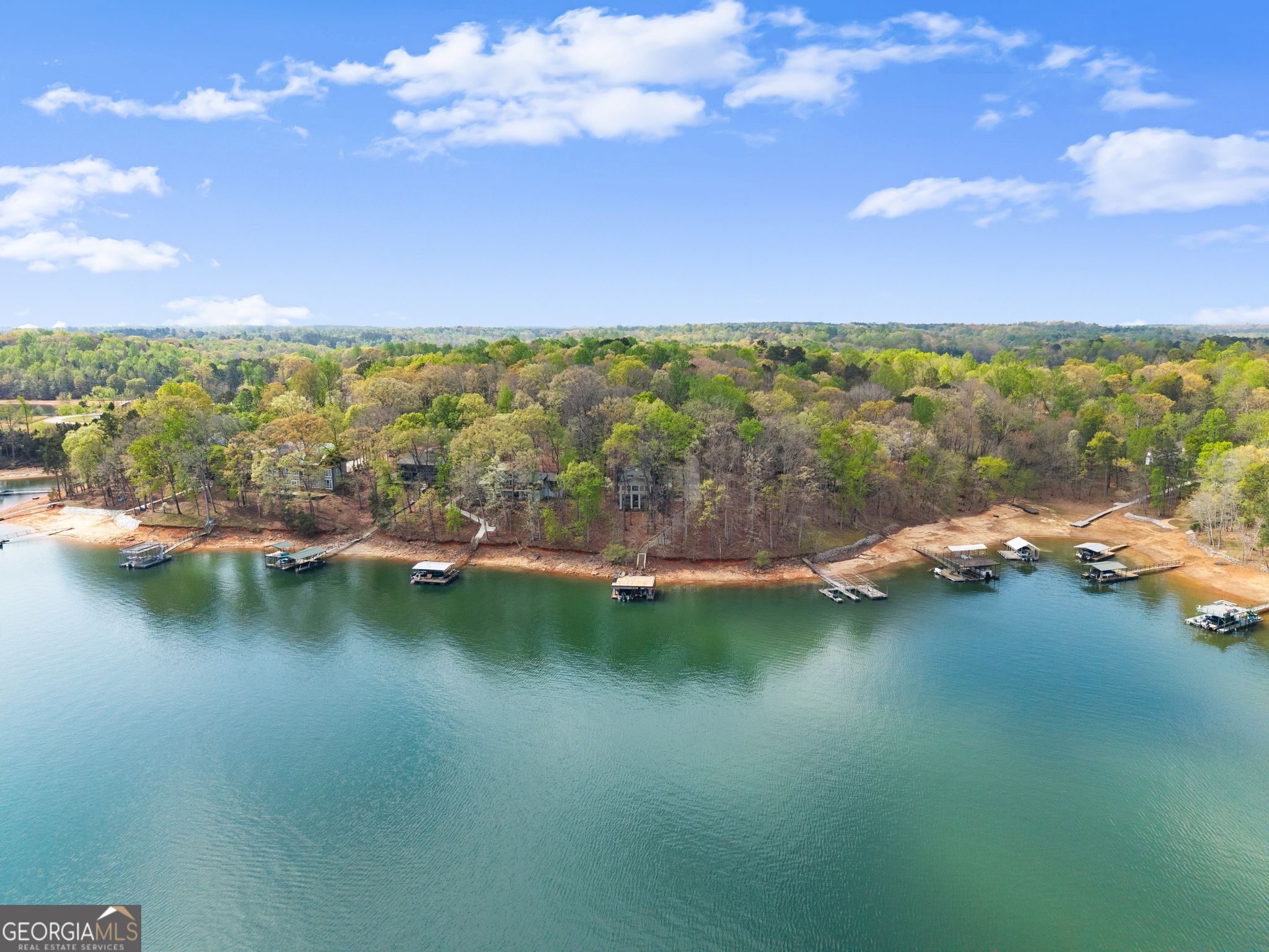 103 Tugalo Point Lavonia GA 30553