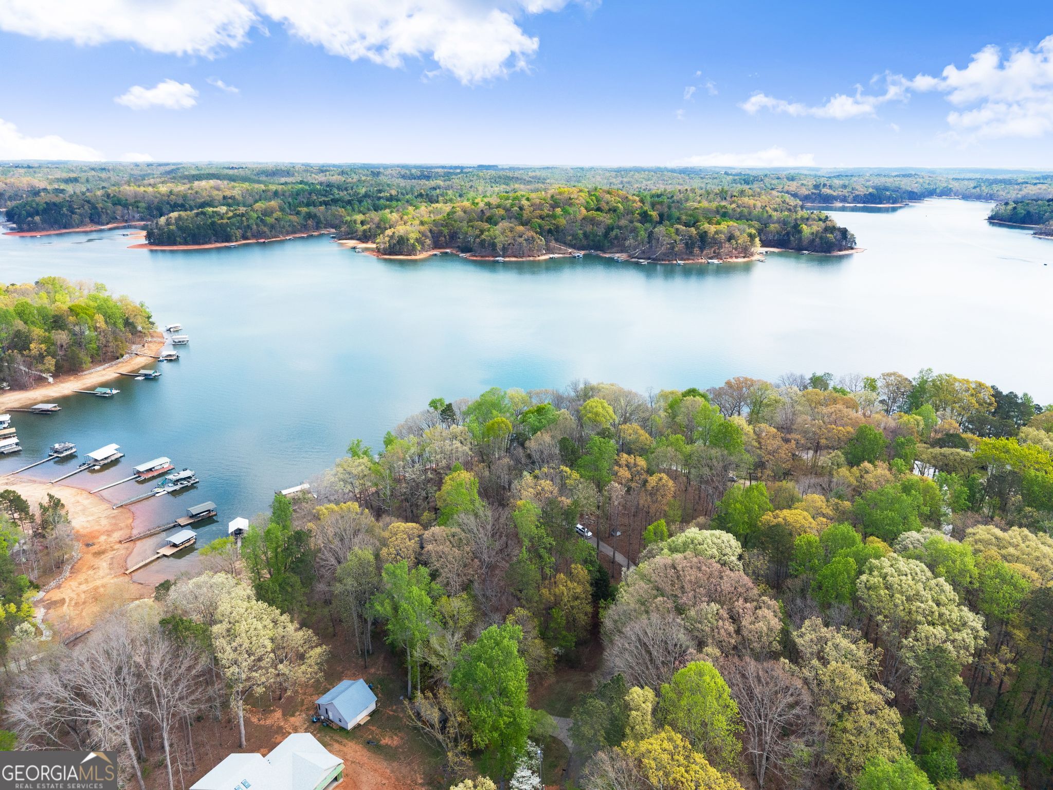 103 Tugalo Point Lavonia GA 30553