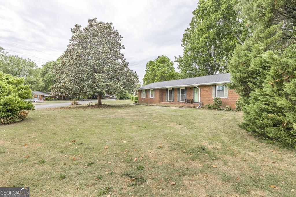 105 Auburn Drive Warner Robins GA 31088