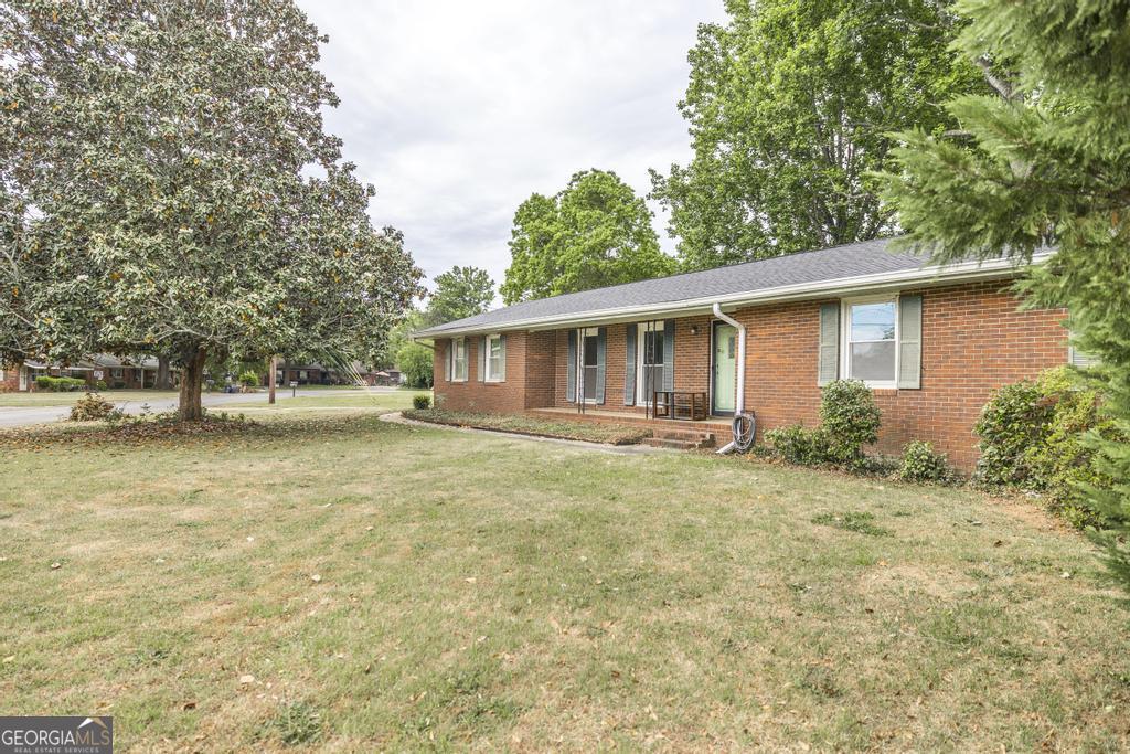 105 Auburn Drive Warner Robins GA 31088