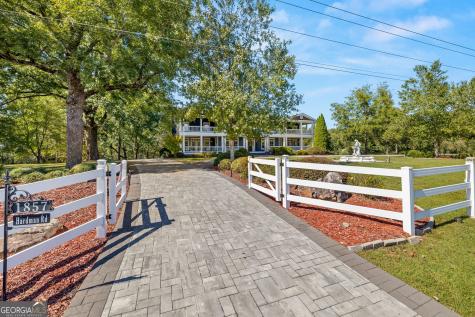 1857 Hardman Road Clarkesville GA 30523