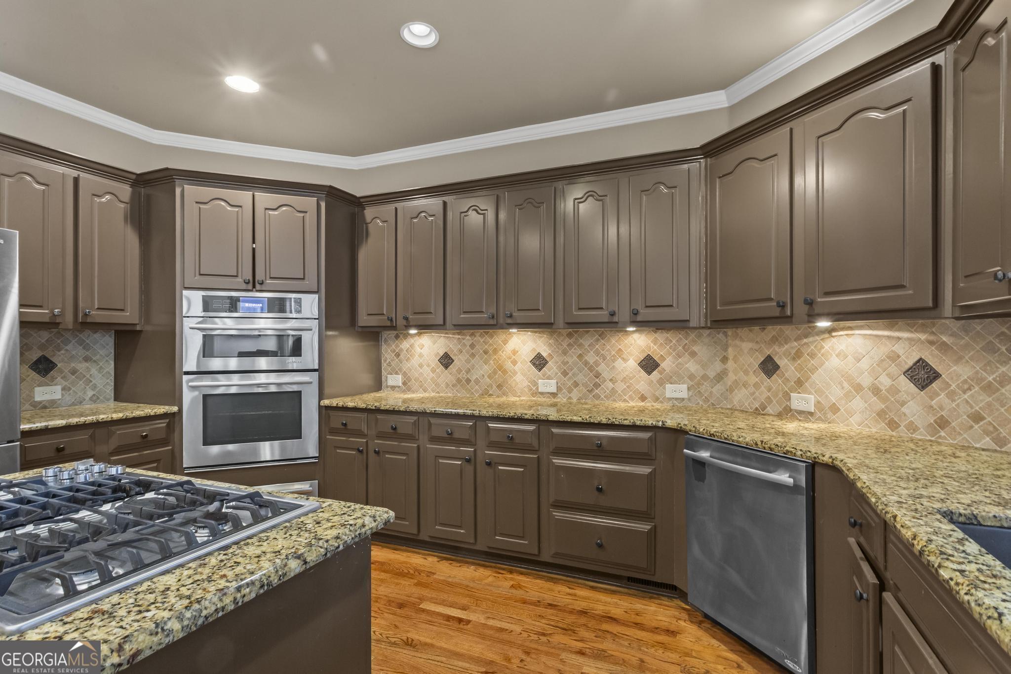 320 Commons Gate Court Roswell GA 30075