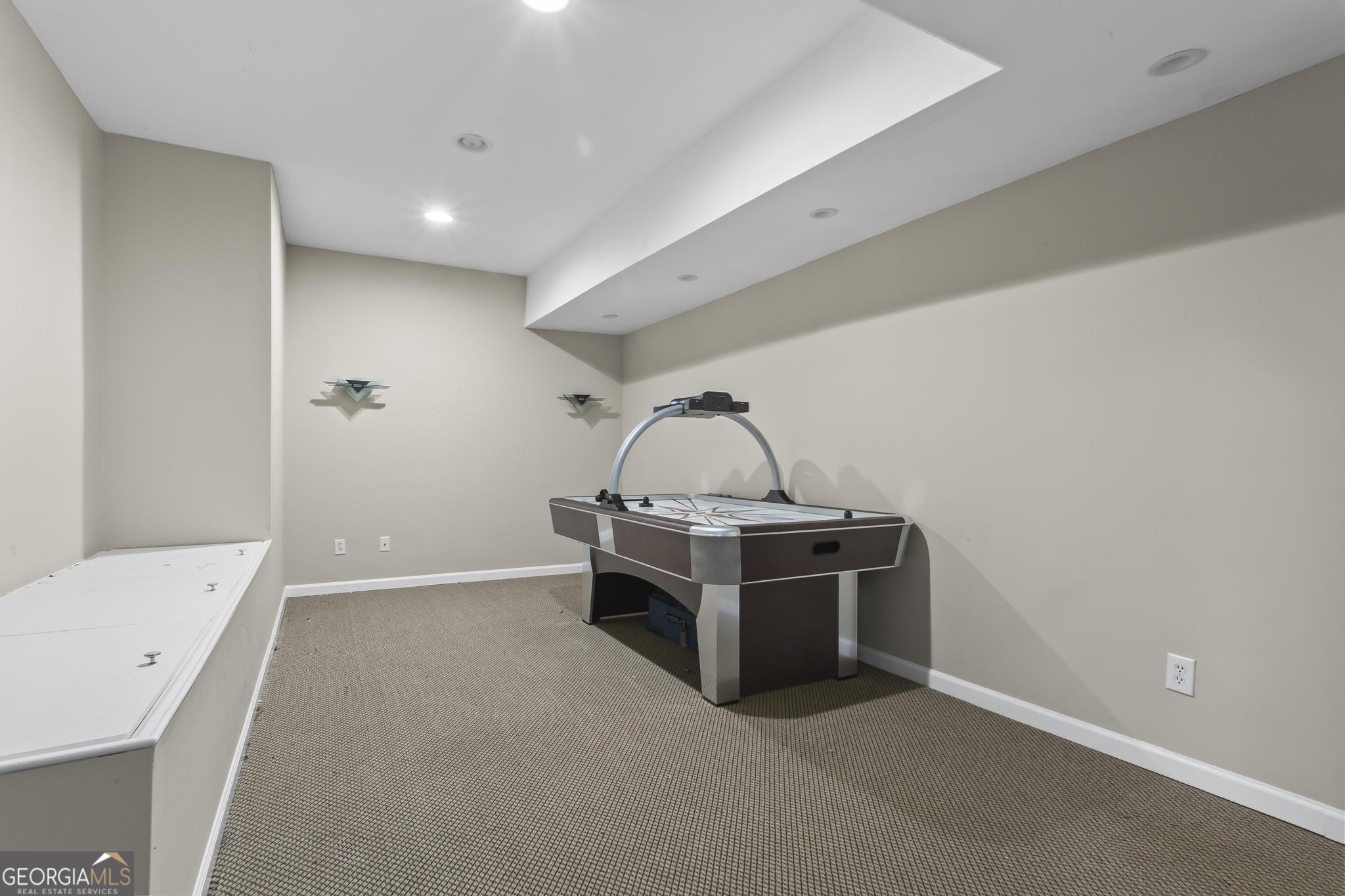 320 Commons Gate Court Roswell GA 30075