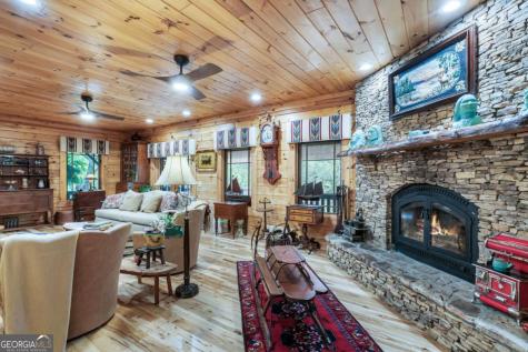 3383 Indian Springs Drive Hiawassee GA 30546
