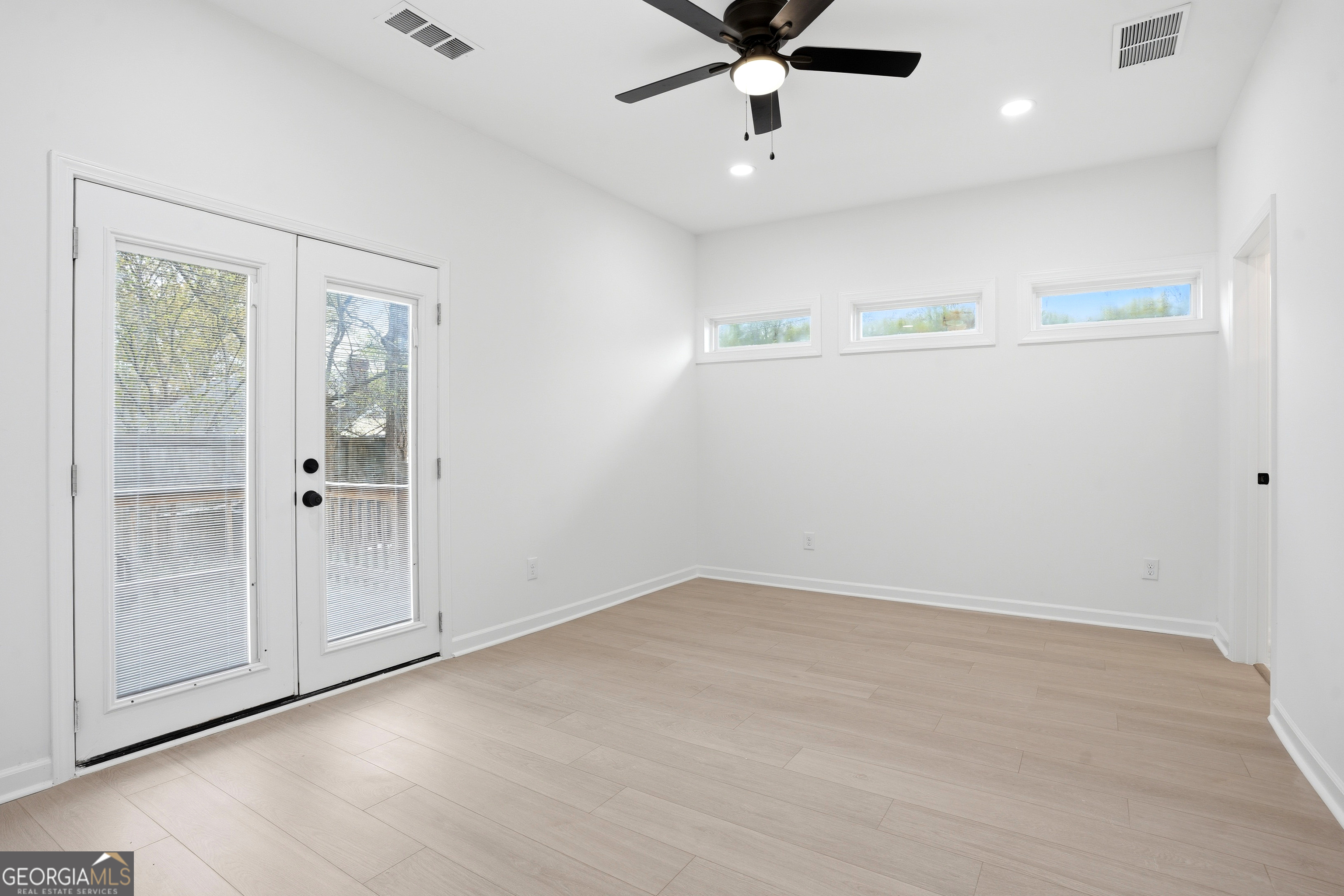 1454 Saint Francis Avenue Atlanta GA 30344