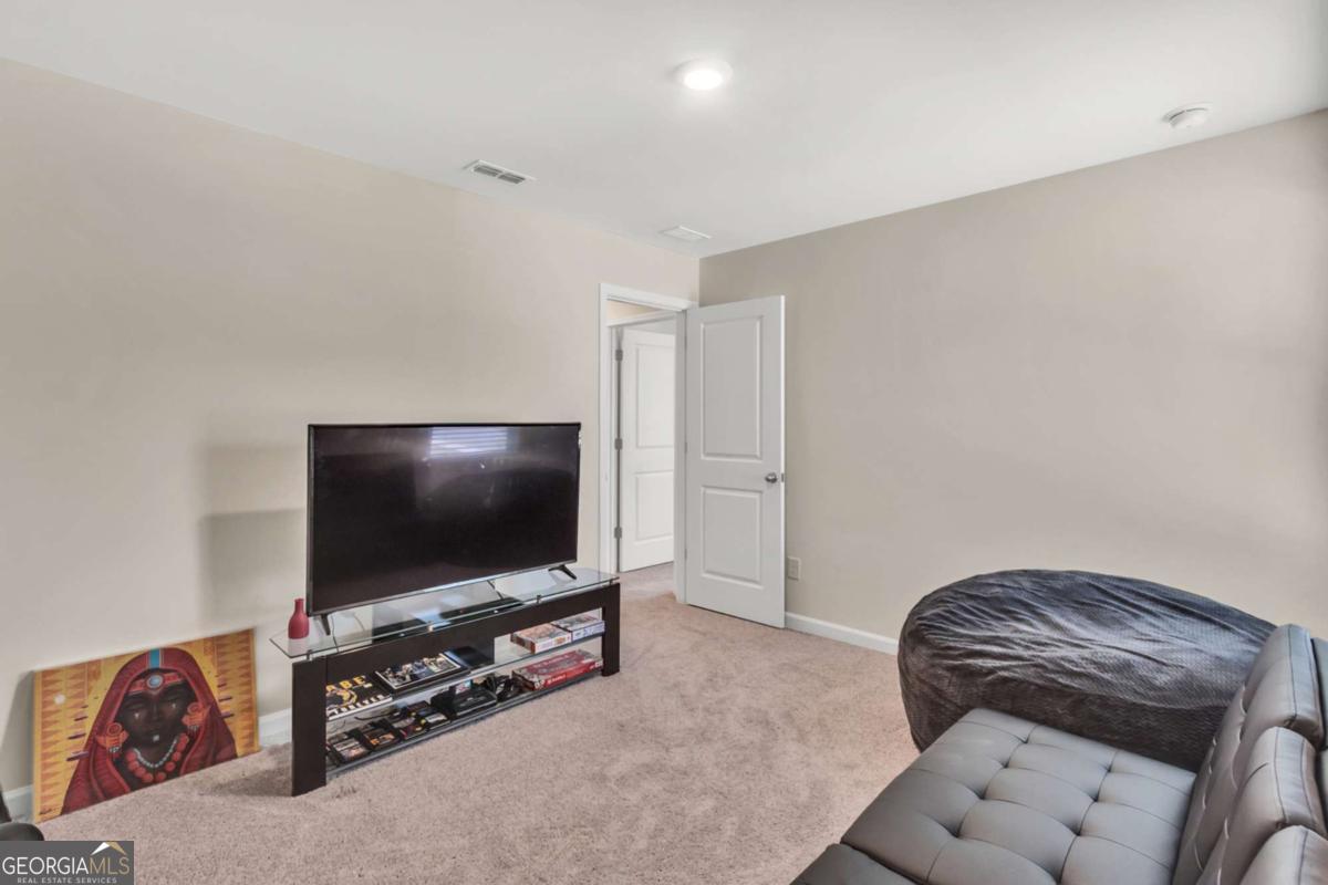 289 Pond Court Hoschton GA 30548