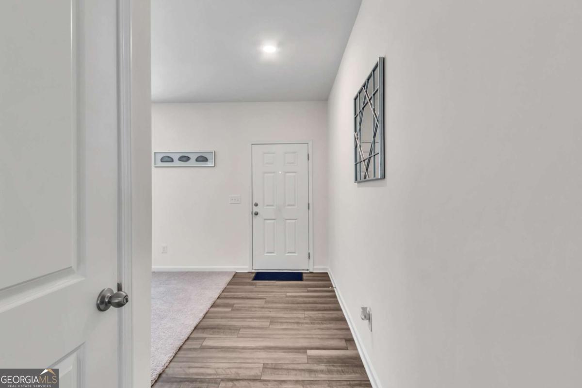 289 Pond Court Hoschton GA 30548