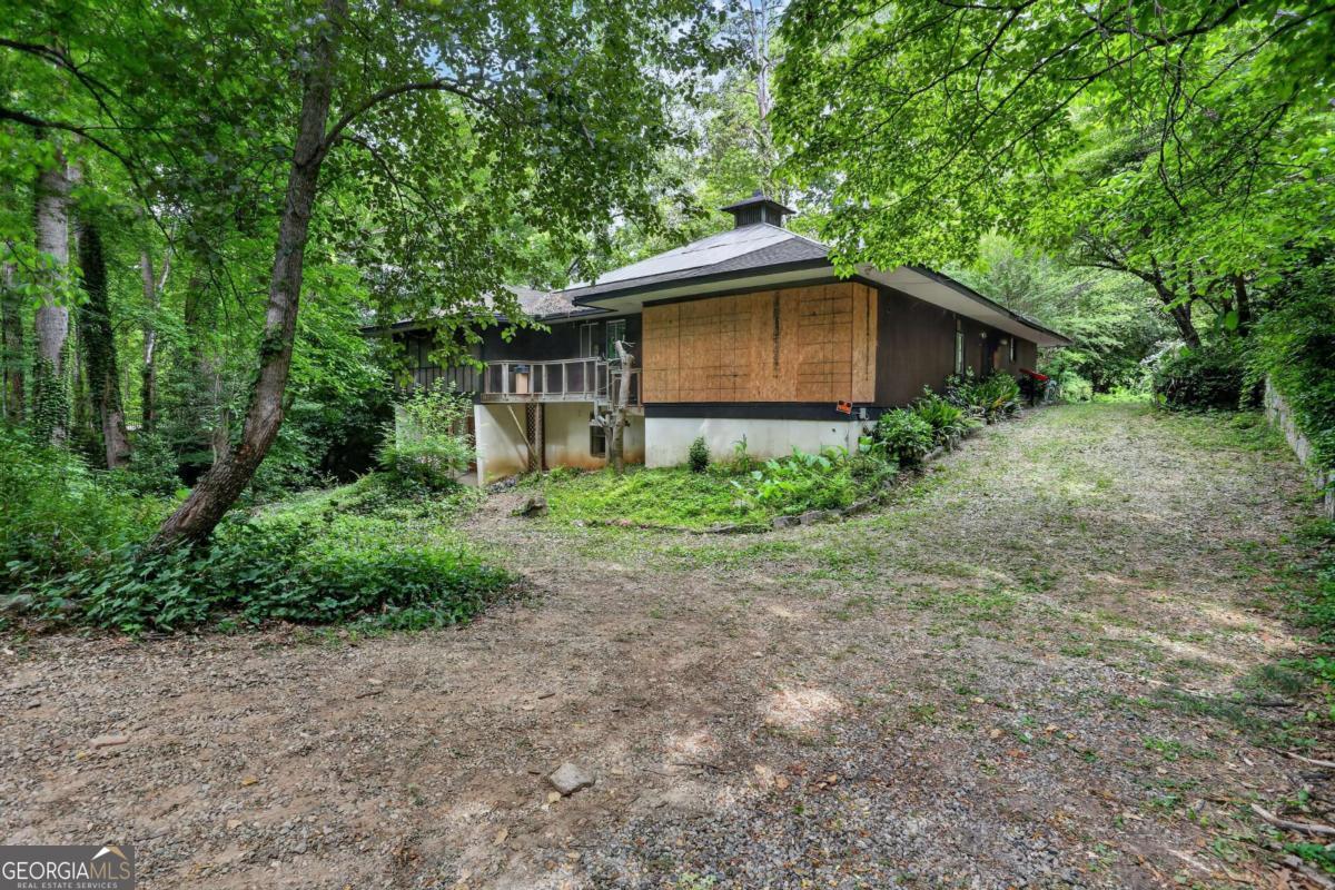 4015 Mcclatchey Circle NE Atlanta GA 30342