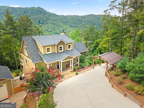33 Jim Mccrackin Road Clayton GA 30525