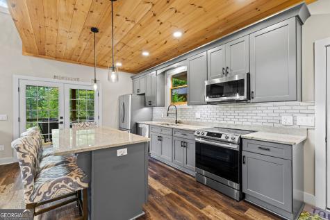 33 Jim Mccrackin Road Clayton GA 30525