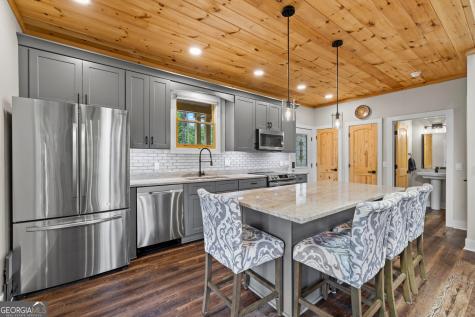 33 Jim Mccrackin Road Clayton GA 30525