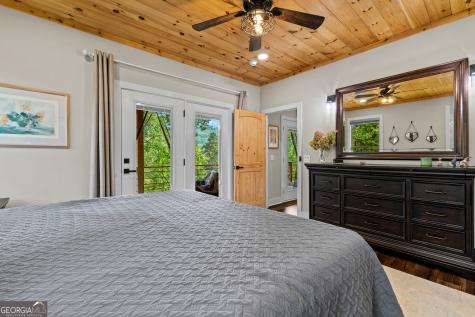 33 Jim Mccrackin Road Clayton GA 30525