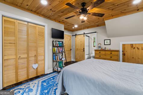 33 Jim Mccrackin Road Clayton GA 30525