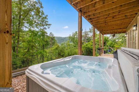 33 Jim Mccrackin Road Clayton GA 30525