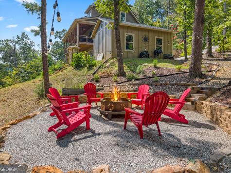 33 Jim Mccrackin Road Clayton GA 30525