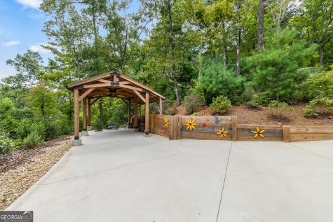 33 Jim Mccrackin Road Clayton GA 30525